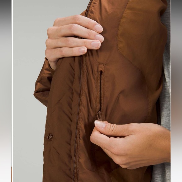 NWT Lululemon Long Oversized Down Jacket / Roasted Brown ——M/L - Picture 7 of 10